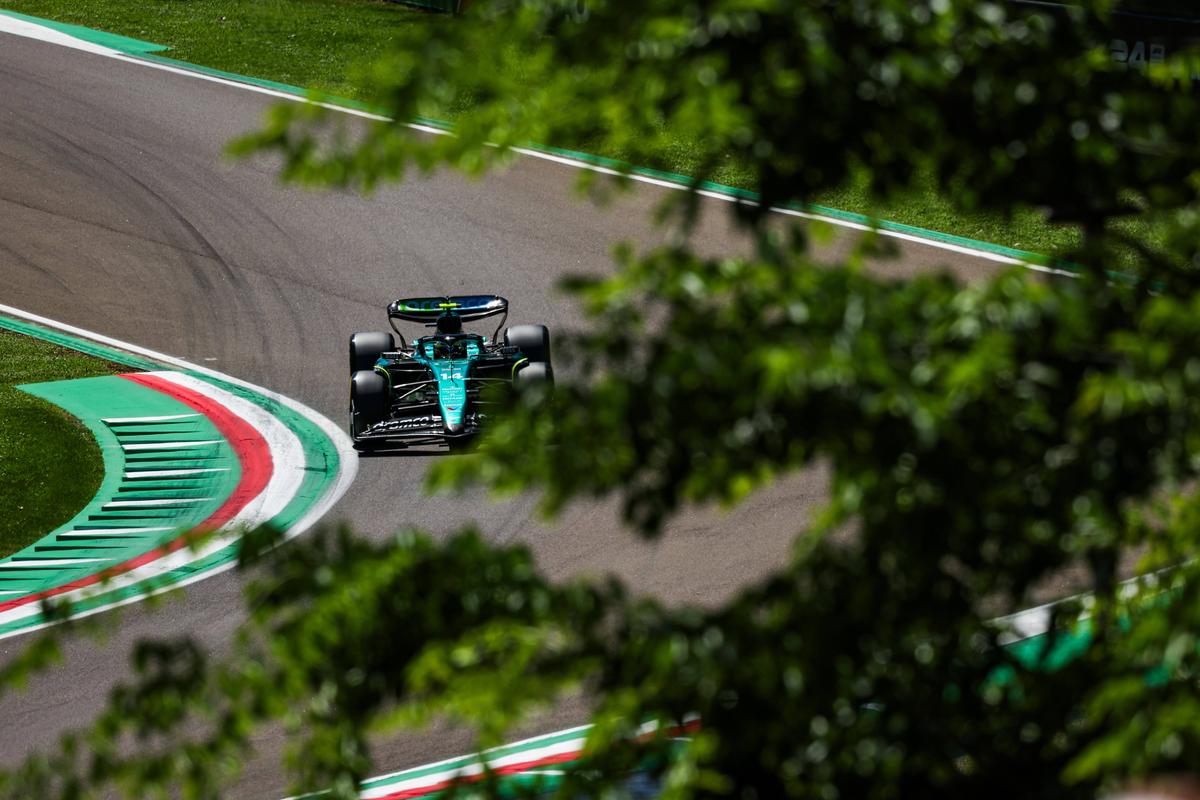 Max Verstappen este de neoprit! A bifat al optulea pole position consecutiv » Ferrari dezamăgește „acasă”