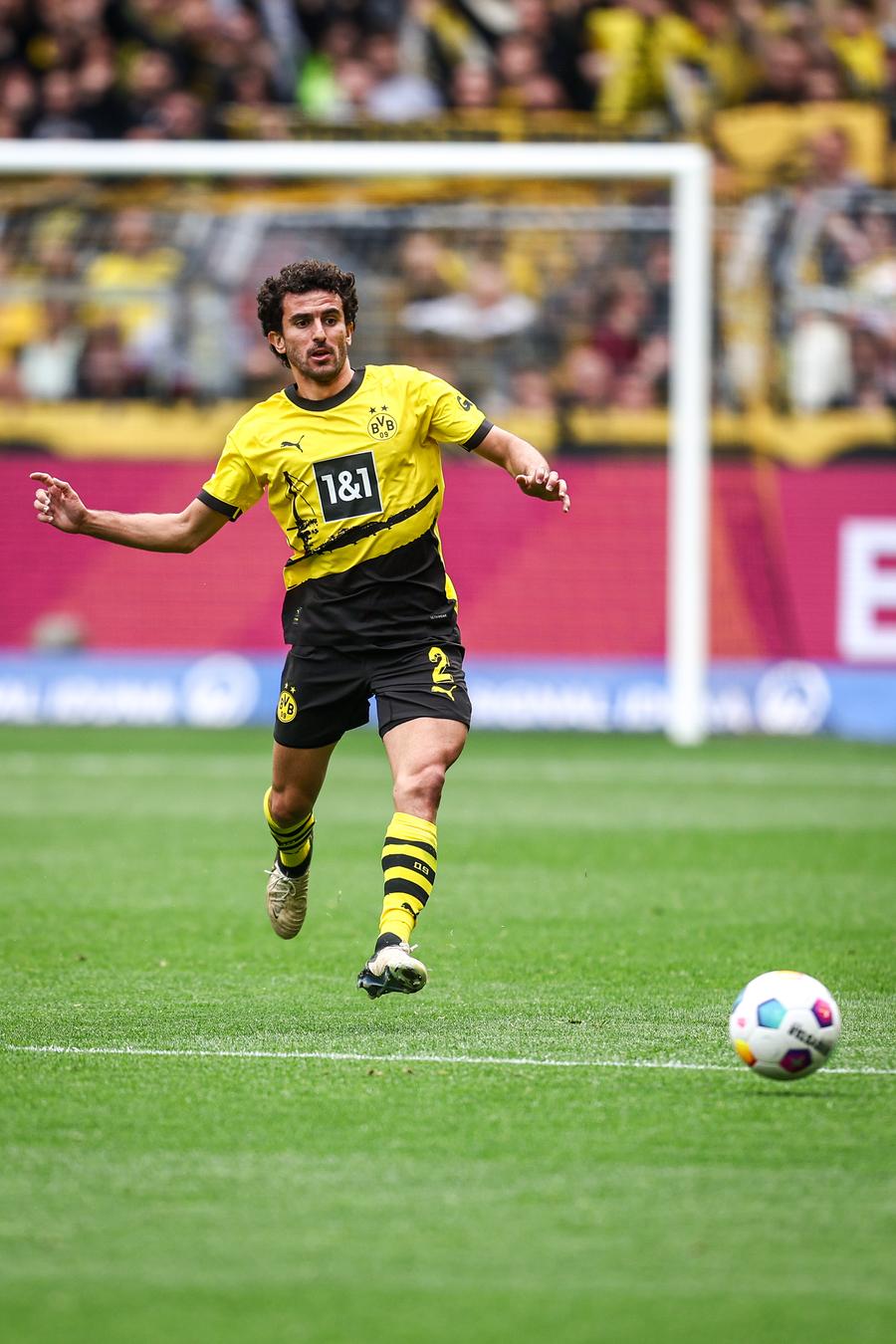 Mateu Morey / Foto: Getty Images Borussia Dortmund a anunțat oficial, înainte de finala Champions League cu Real Madrid, plecarea a doi jucători