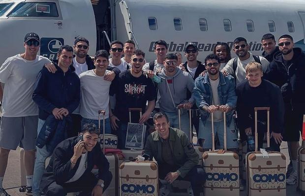 S-a ținut de cuvânt: „Eu plătesc tot!” » Cum și-a premiat Cesc Fabregas elevii pentru promovarea de senzație în Serie A