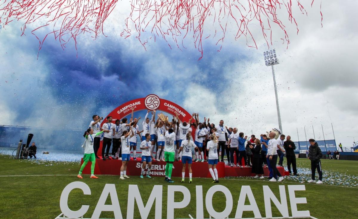 Trofeul de campioană este la Constanța » Au petrecut ca Inter