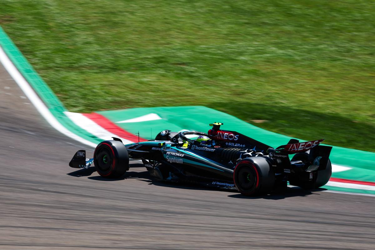 Max Verstappen este de neoprit! A bifat al optulea pole position consecutiv » Ferrari dezamăgește „acasă”
