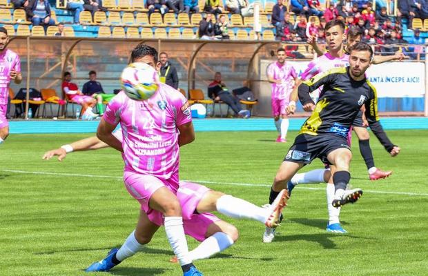 Au fost la un punct de play-off, acum îi amenință desființarea! S-au despărțit deja de antrenor