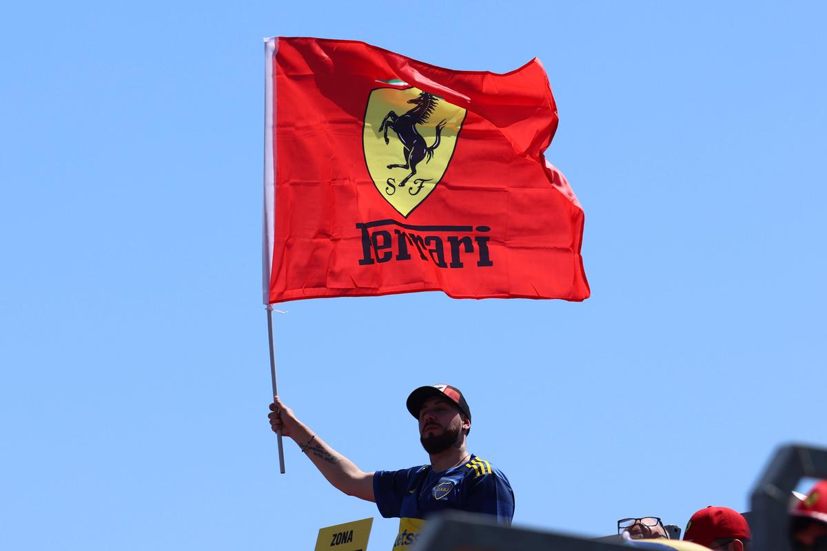 Max Verstappen este de neoprit! A bifat al optulea pole position consecutiv » Ferrari dezamăgește „acasă”