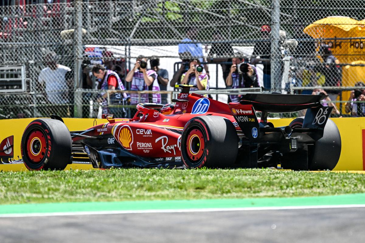 Max Verstappen este de neoprit! A bifat al optulea pole position consecutiv » Ferrari dezamăgește „acasă”