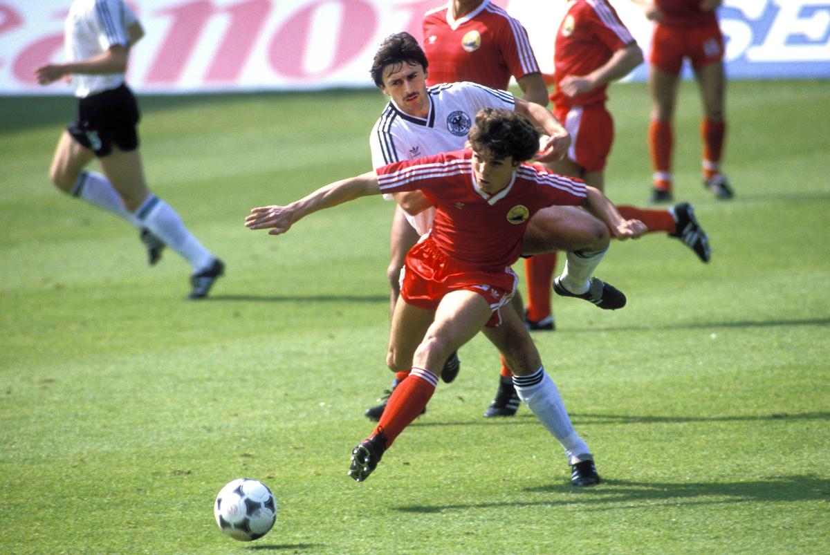 Povestea României la primul Euro, din 1984: am lăsat Italia acasă! » Fără niciun stelist, cu cel mai tânăr selecţioner pe bancă şi debutul lui Hagi la un turneu final la doar 19 ani