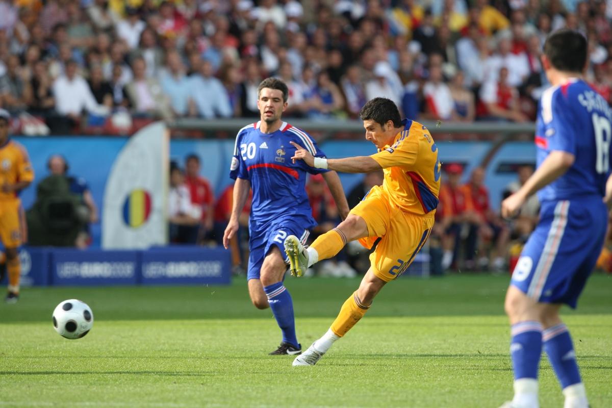 România la Euro 2008, în „Grupa morții” » Imaginile memorabile cu Cristi Chivu la imn, Adrian Mutu de la extaz la agonie, plus nedreptatea lui Ciprian Marica!