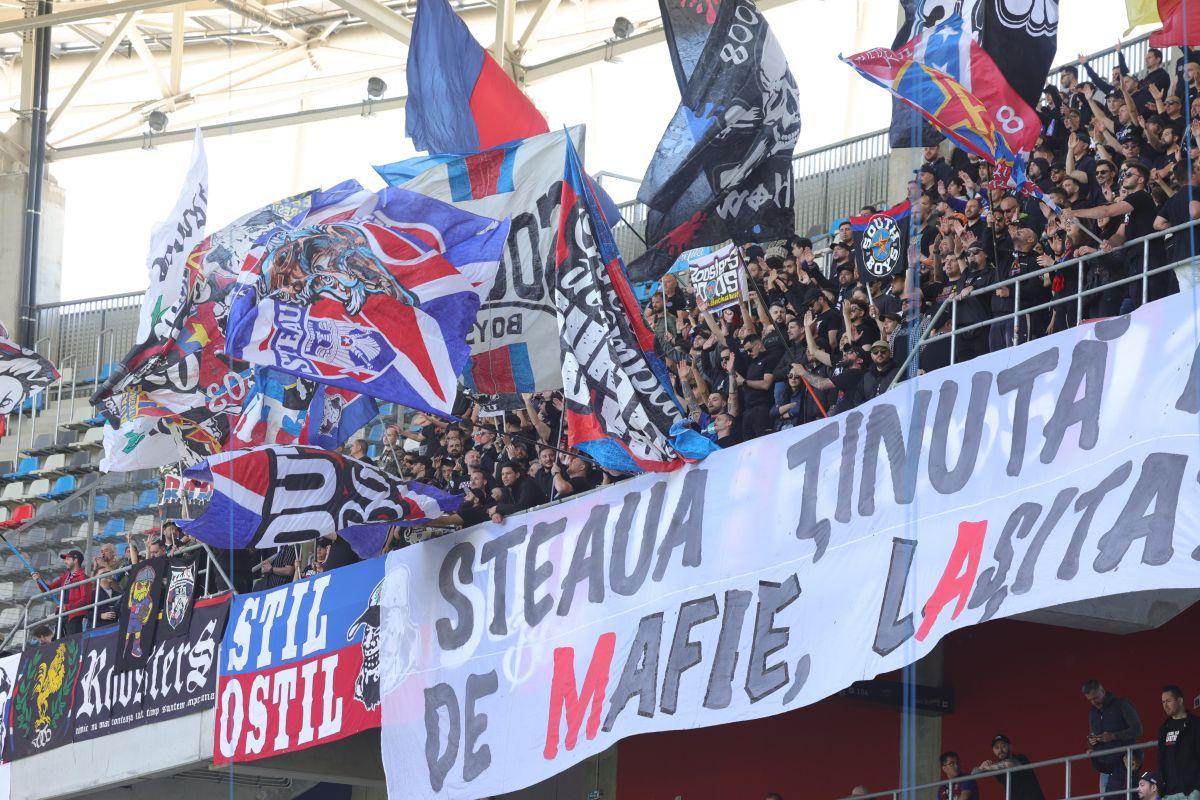 „Aici e Steaua!” » 3 detalii din Ghencea, de la Steaua - CSM Reșița: ce făcea Victor Pițurcă în lojă și cum arată la 69 de ani + mesajele ostile ale ultrașilor