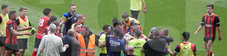 Scenele de la finalul partidei Steaua - Reșița, scor 0-2 / Foto: GSP