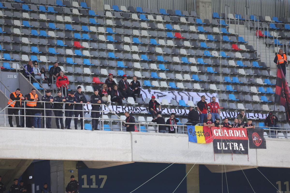 „Aici e Steaua!” » 3 detalii din Ghencea, de la Steaua - CSM Reșița: ce făcea Victor Pițurcă în lojă și cum arată la 69 de ani + mesajele ostile ale ultrașilor