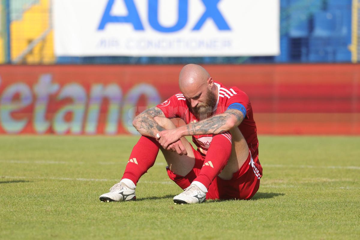 Dezamăgirea lui Laszlo Dioszegi și a jucătorilor covăsneni după Unirea Slobozia - Sepsi