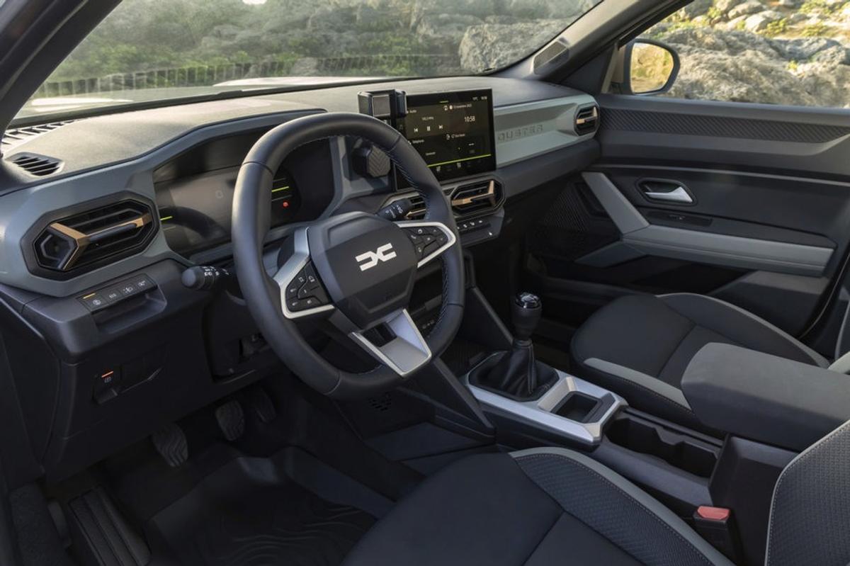 Noua mașină Dacia a fost „prezentată”: imaginile au scăpat pe net » Va fi mai ieftină decât rivalele Kia și Suzuki