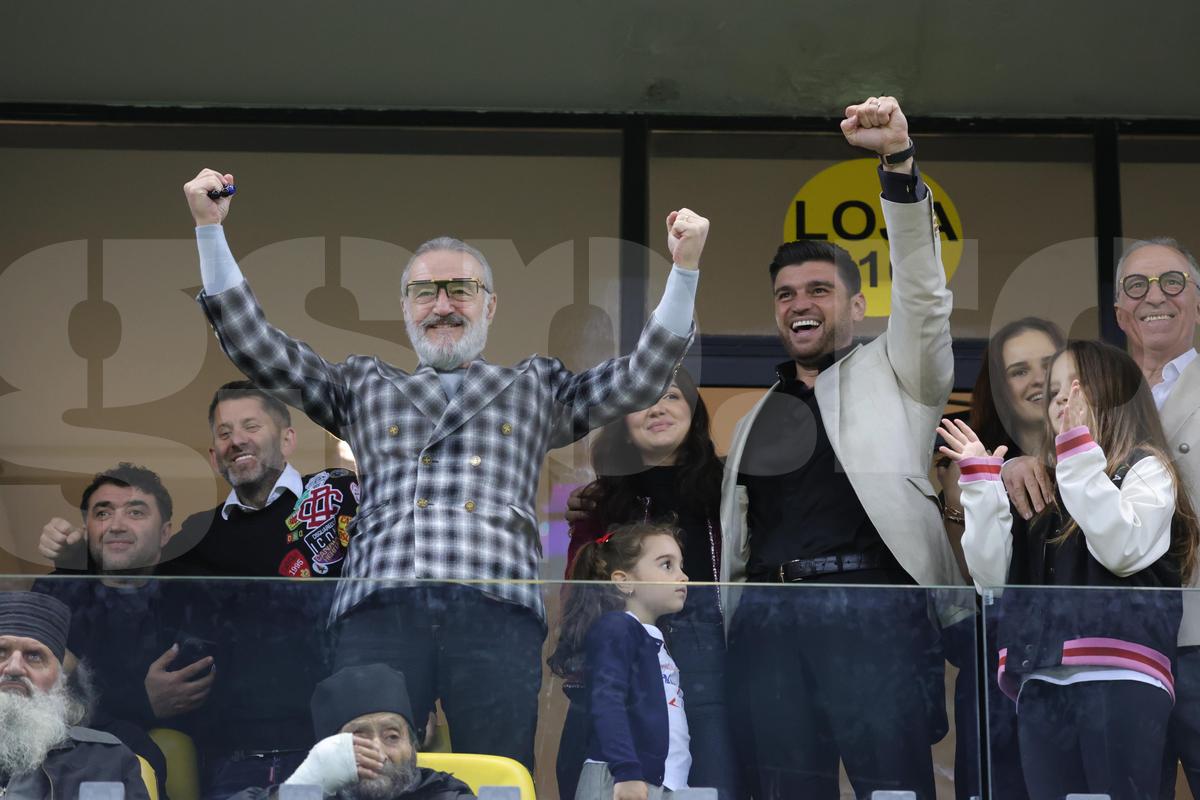 A venit patroana! Cum a apărut Teodora Becali la petrecerea campioanei FCSB