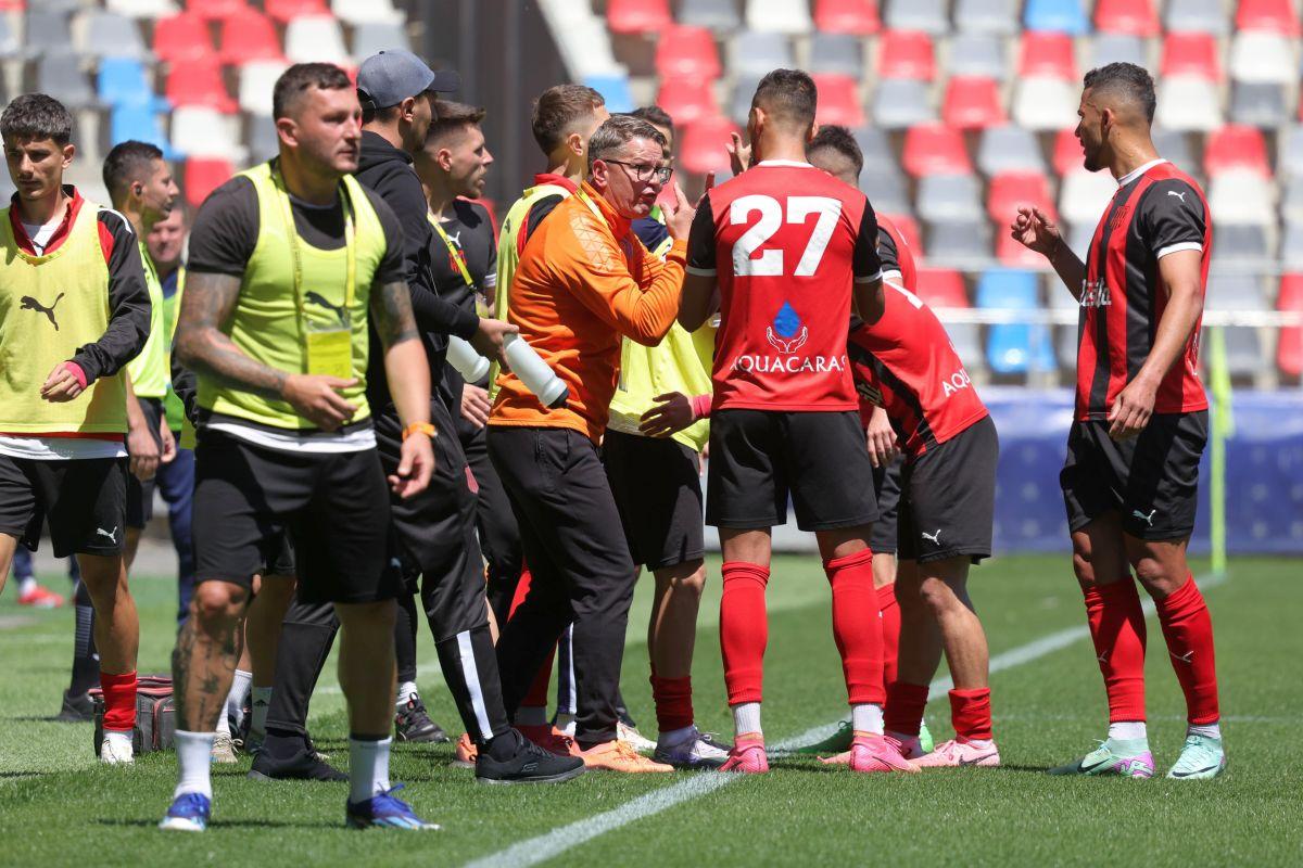 „Aici e Steaua!” » 3 detalii din Ghencea, de la Steaua - CSM Reșița: ce făcea Victor Pițurcă în lojă și cum arată la 69 de ani + mesajele ostile ale ultrașilor