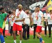 Mihai Popescu (dreapta) e campion cu FCSB