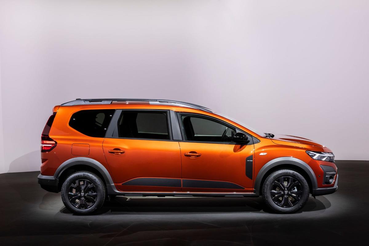 Noua Dacia Jogger