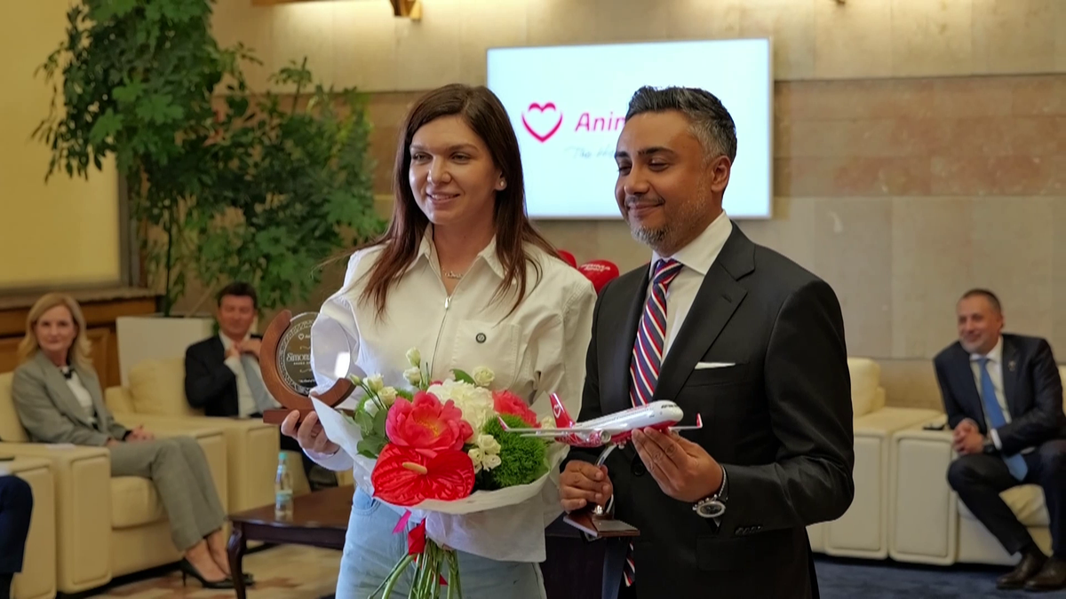Simona Halep a semnat! „Vreau cât mai multe vacanțe!”