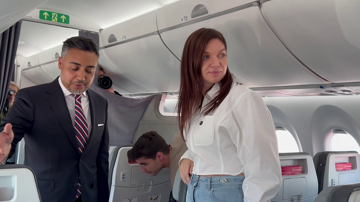 Simona Halep a semnat! „Vreau cât mai multe vacanțe!”
