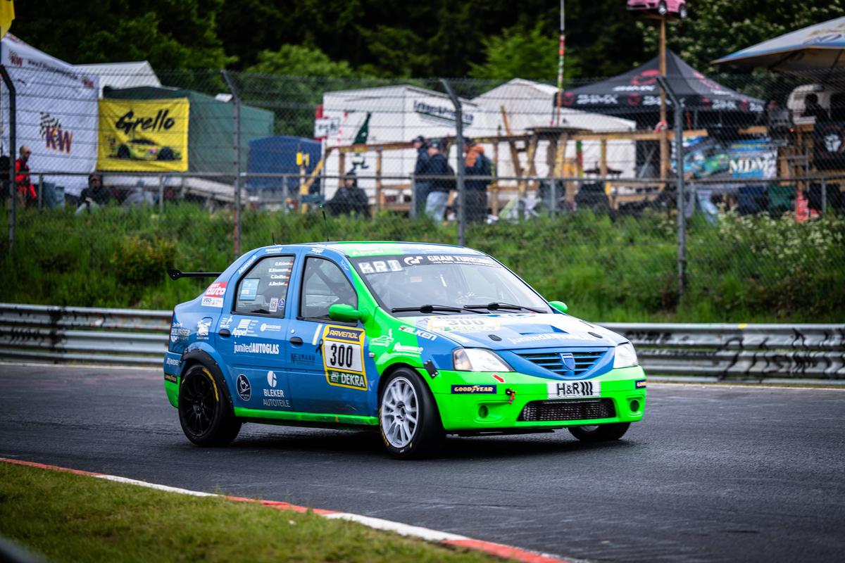 Dacia Logan a cucerit cursa de 24 de ore de la Nurburgring