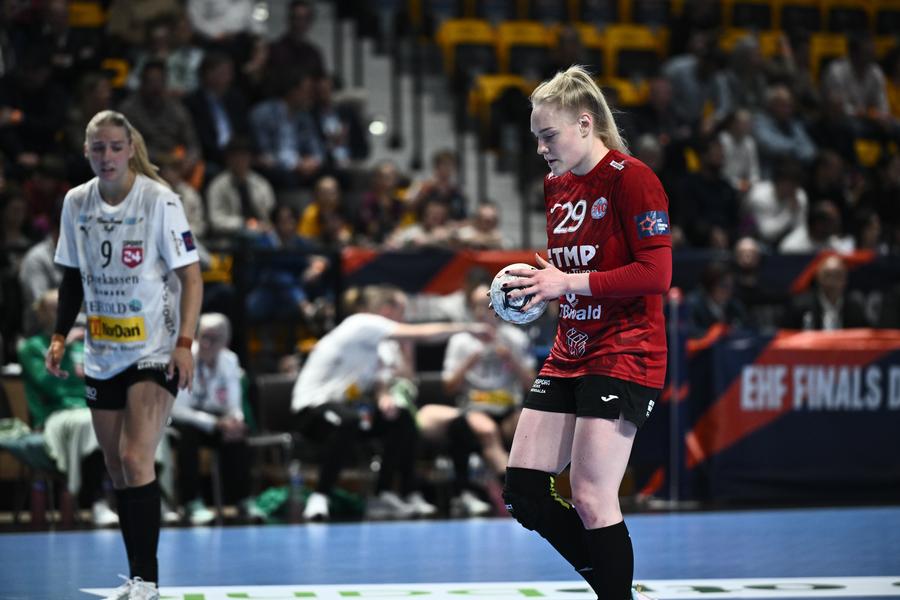 Johanna Reichert, cea mai bună marcatoare din EHF European League/Foto: Foxaep (ehfel.eurohandball.com) Viitoarea jucătoare a Gloriei Bistrița a fost cea mai bună marcatoare din EHF European League