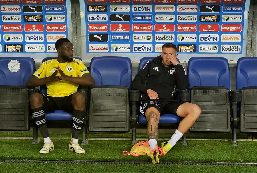 Andrei Gheorghiță și Mouhamadou Drammeh Doar ei au fost alături de olteni! Cine sunt cei doi fotbaliști de la U Cluj care au rămas la sărbătoarea Universității Craiova