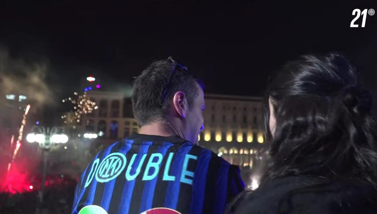 Interul lui Cristi Chivu a scos 400.000 de oameni în stradă: imagini din Piața Domului