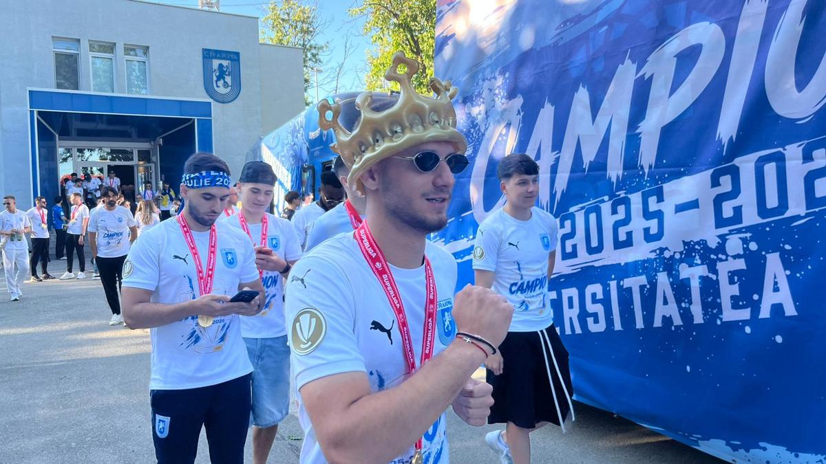 Piața „Mihai Viteazul” din Craiova, pregătită pentru sărbătoarea de titlu