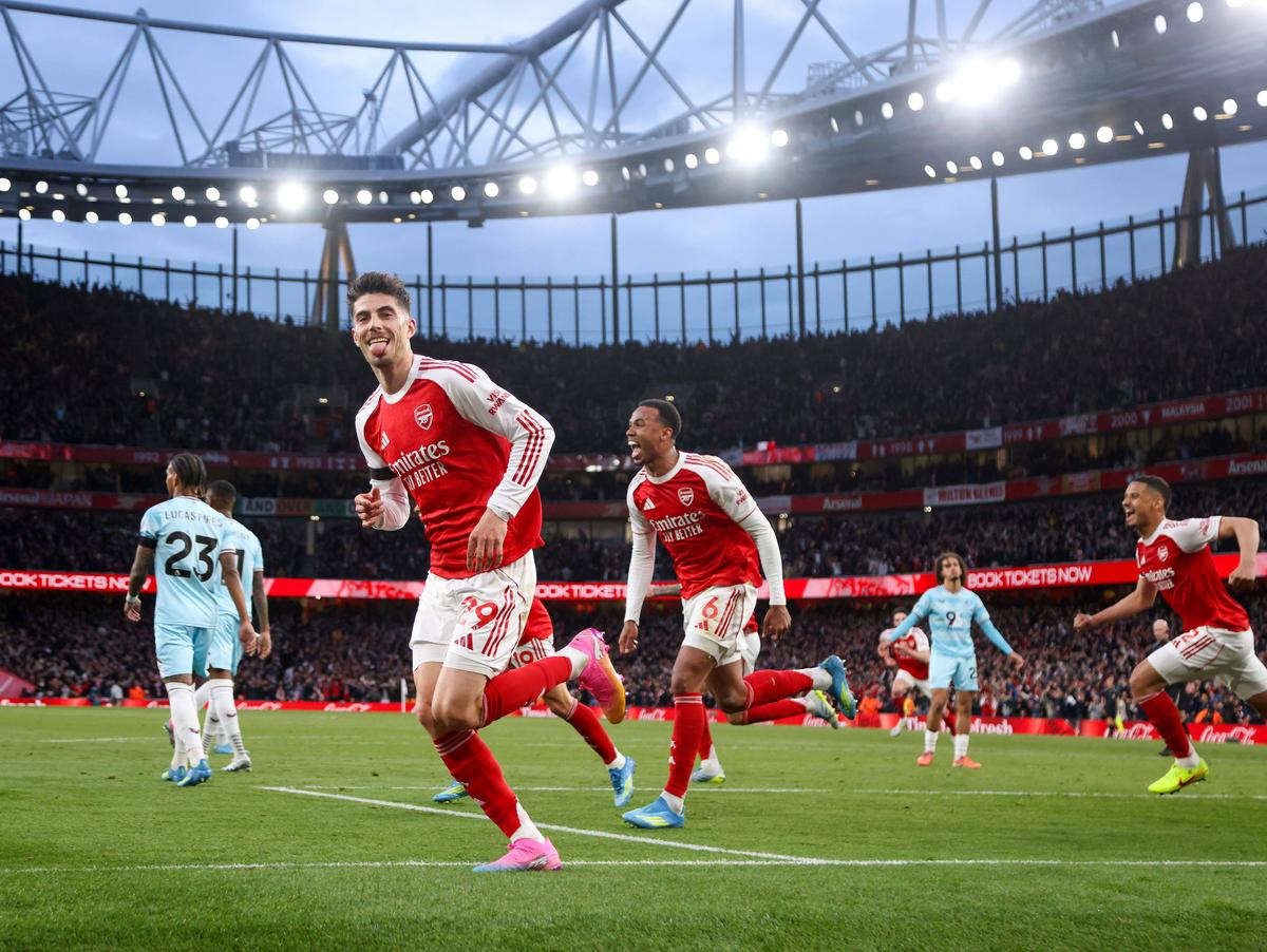 „Tunarii”, aproape de istorie: Arsenal câștigă la limită cu Burnley și poate fi campioană mâine!