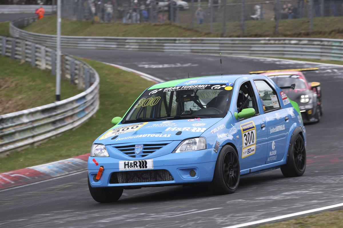 Dacia Logan a cucerit cursa de 24 de ore de la Nurburgring