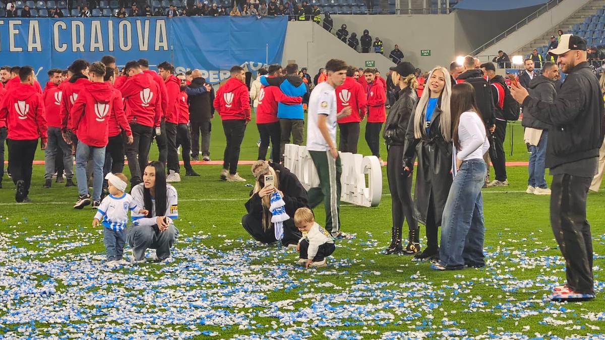 Bucuria din spatele bucuriei la Craiova, după câștigarea titlului! Ce s-a întâmplat în culise, dincolo de camerele TV