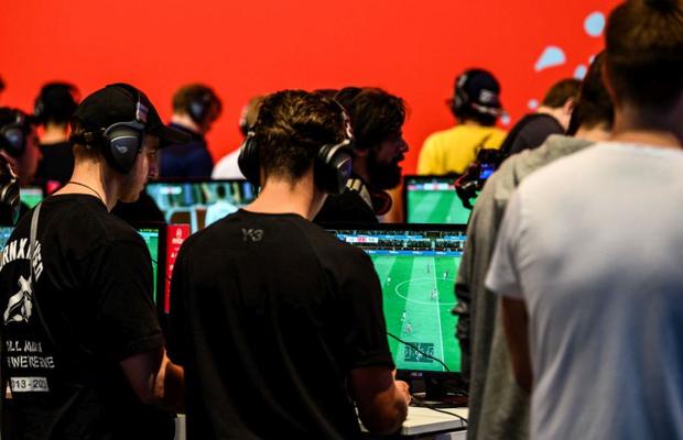Gamerii se revoltă: cerință pentru producătorul FIFA