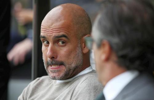 Santiago Canizares l-a criticat dur pe Guardiola, fostul său coleg de la echipa națională a Spaniei, pentru mesajul politic pe care îl transmite. Foto: Guliver/GettyImages