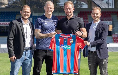 Zdenek Ondrasek (32), atacantul dorit de Gigi Becali la FCSB, este impresariat de frații Zika, parteneri ai Aneimaria Prodan în SPOCS.
