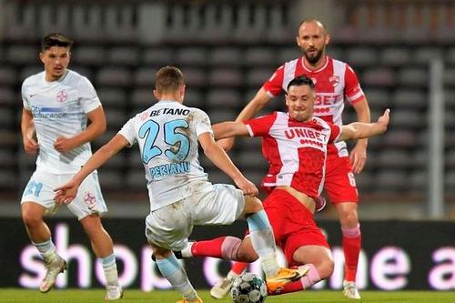 Dinamo l-a vândut pe Mario Lăcătuș la FCSB. FOTO: GSP