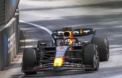 Verstappen câștigă în Canada și aduce victoria #100 pentru Red Bull în Formula 1!