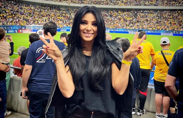 Corina Caragea, pe stadion alături de un fost internațional român la victoria cu Ucraina: „Cât de frumos ne unește fotbalul pe toți”