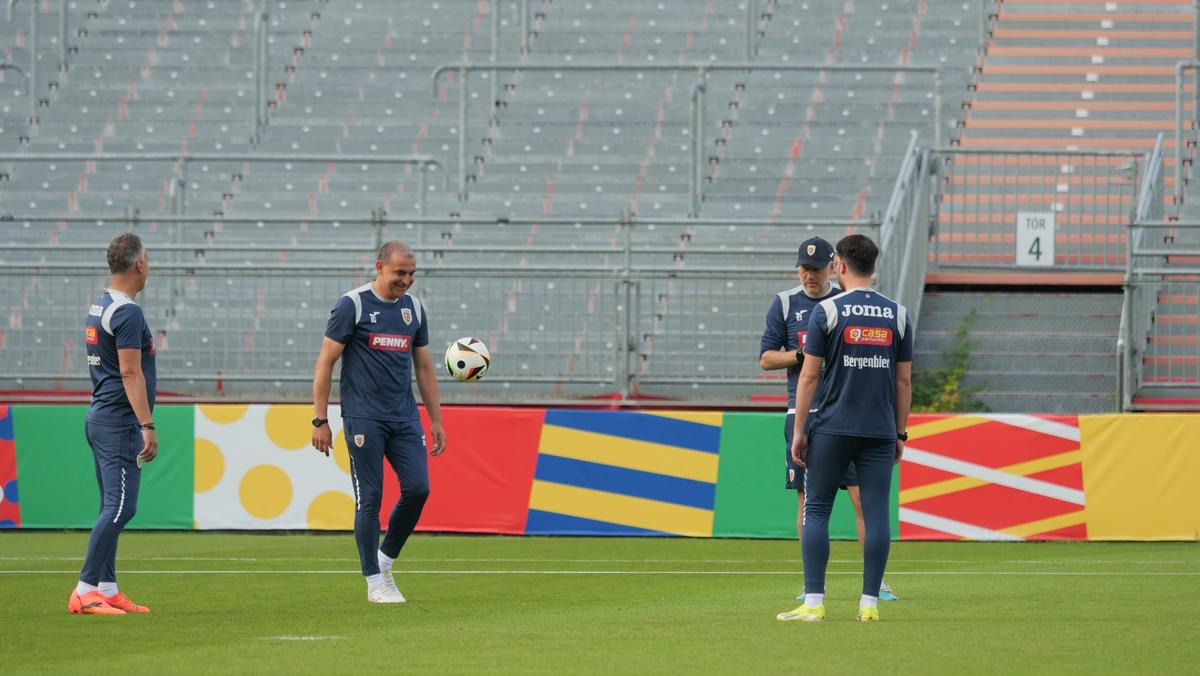 Antrenament în formulă restrânsă și pe caniculă în Germania » Cum s-au pregătit „tricolorii” după primul meci la EURO