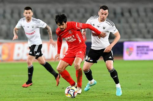 Mino Sota (centru) a plecat de la Hermannstadt, foto: Imago Images