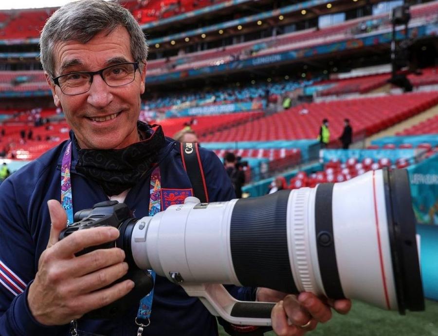 Fotograful naționalei Angliei, Edie Keogh, este mai mereu în preajma vedetelor lui Gareth Southgate Ce semnificație are gestul cu care Jude Bellingham și Trent Alexander-Arnold au sărbătorit golul cu Serbia!