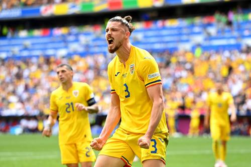 Radu Drăgușin, în România - Ucraina 3-0, foto: Imago Images