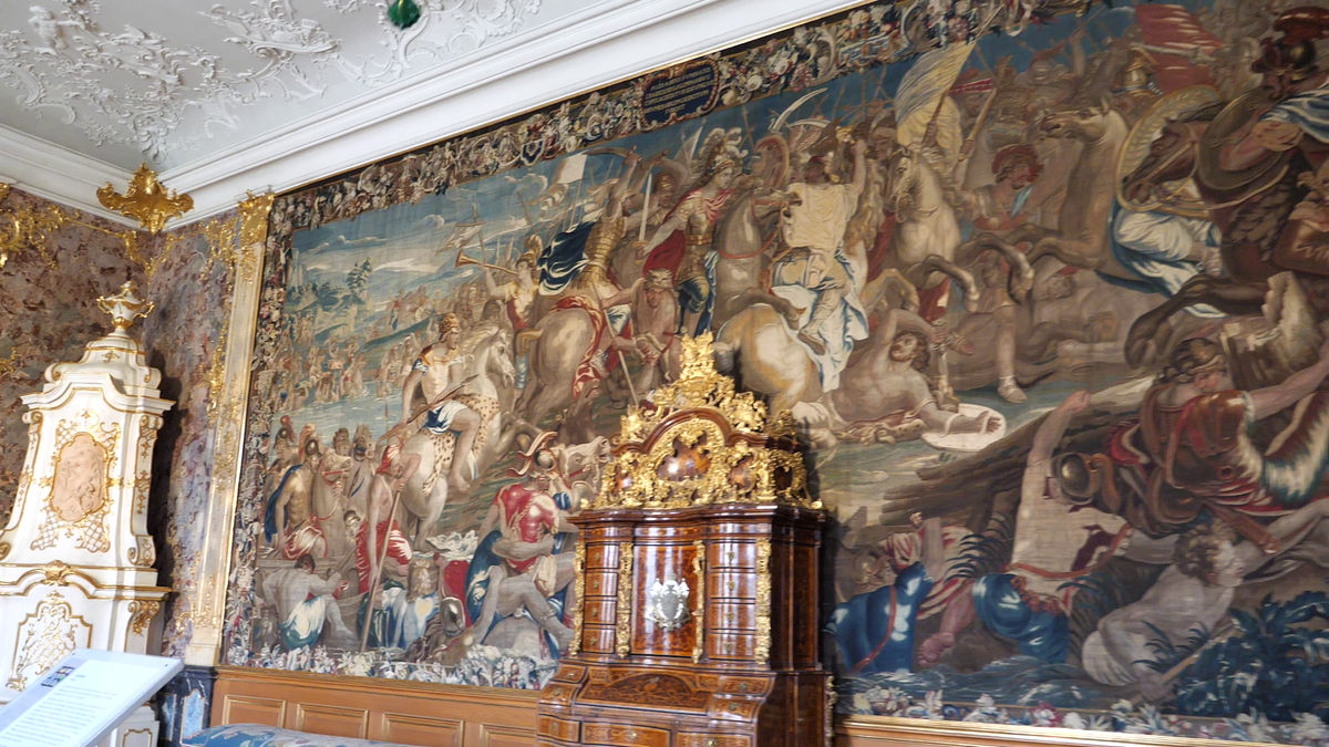 Pe urmele lui Napoleon » Dormitorul lui Bonaparte din palatul somptuos din Wurzburg, păstrat în starea lui originală