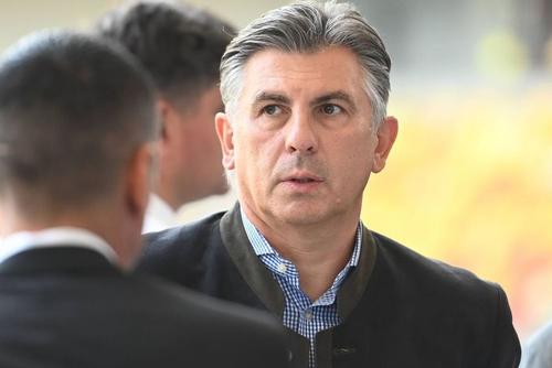 Fostul mare internațional Ionuț Lupescu (55 de ani) a reacționat, după ce România a învins-o pe Ucraina fără drept de apel, scor 3-0, în primul meci al „tricolorilor” la Euro 2024.