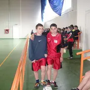 Nicolae Stanciu, la fotbal în sală. În dreapta