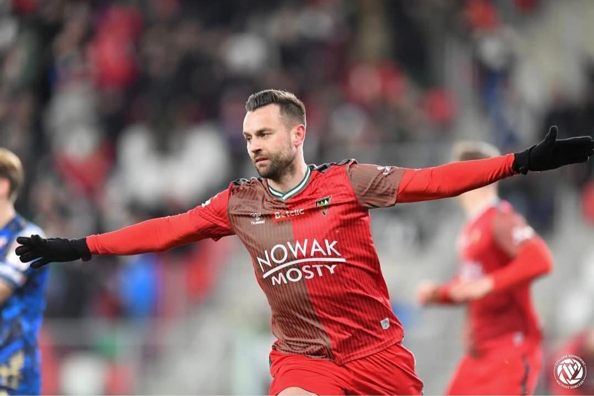 Nici polonezii nu înțeleg ce se întâmplă la naționala României: „Aveți fotbaliști excepționali și rezultate foarte slabe”