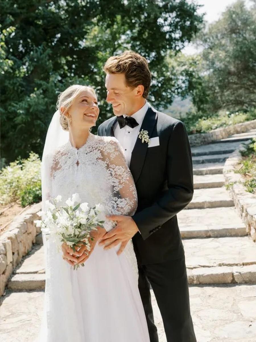 Casper și Maria în ziua ceremoniei FOTO Vogue Nuntă ca-n povești pentru un dublu finalist în turneele de Mare Șlem » Trei zile și trei nopți în Mallorca