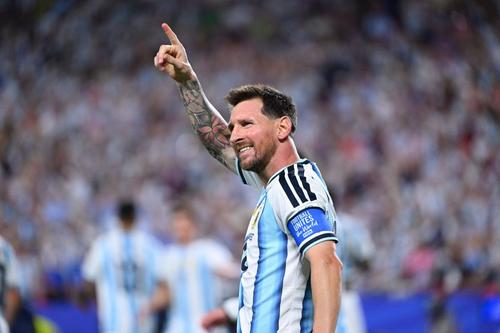 Lionel Messi, hat-trick în Argentina - Algeria 3-0 / Foto: Imago Images