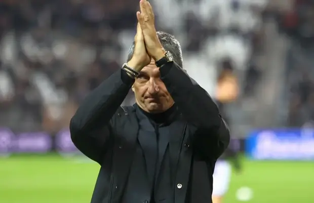 Grecii anunță: „Răzvan Lucescu s-a despărțit de PAOK”