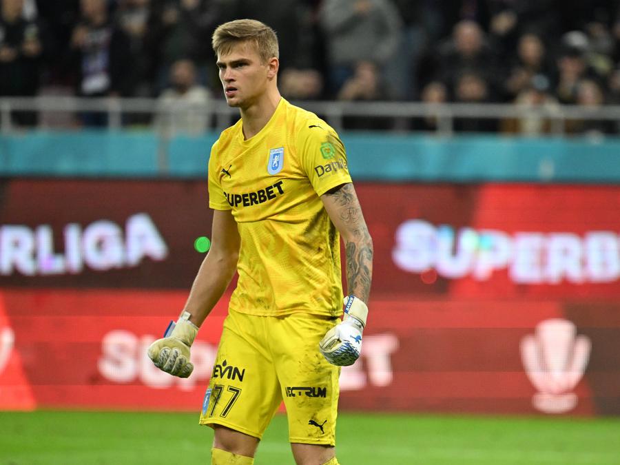 Pavlo Isenko, portarul Universității Craiova // FOTO Imago Images Jucătorul Craiovei îi dă o mână de ajutor lui Dinamo Kiev: „Atenție la Lukic! Sunteți favoriți cu U Cluj”
