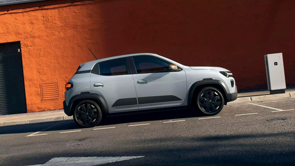 Cum se va numi noua Dacia electrică » Surpriza la care nimeni nu se aștepta!