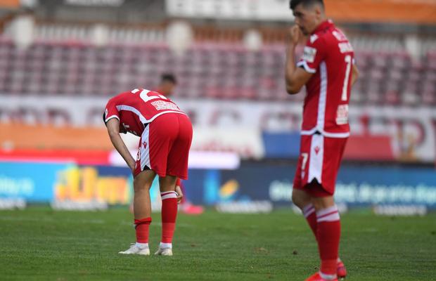 DINAMO. „Are dureri de cap și îl doare carnea” »  Veste îngrijorătoare despre starea unui dinamovist infectat cu COVID-19