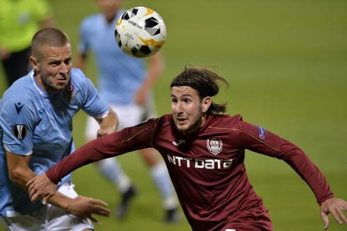 Păun a fost diagnosticat cu COVID_19, derby-ul FCSB - CFR fiind amânat